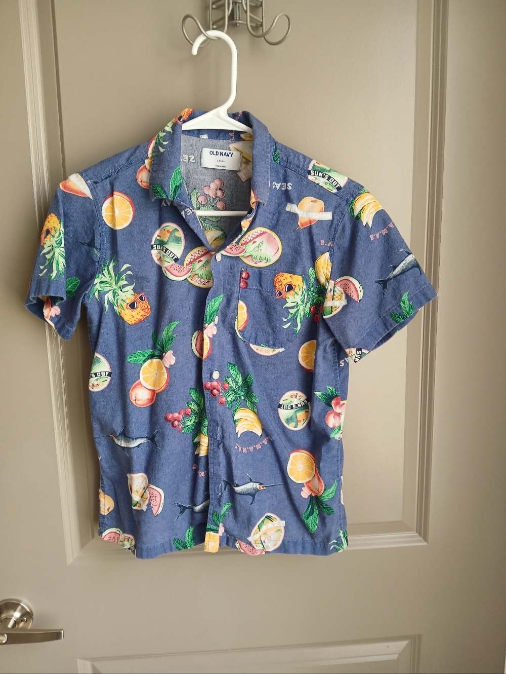 Old Navy Boys Blue Tropical Fruit Button-Up Shirt Medium 8/10